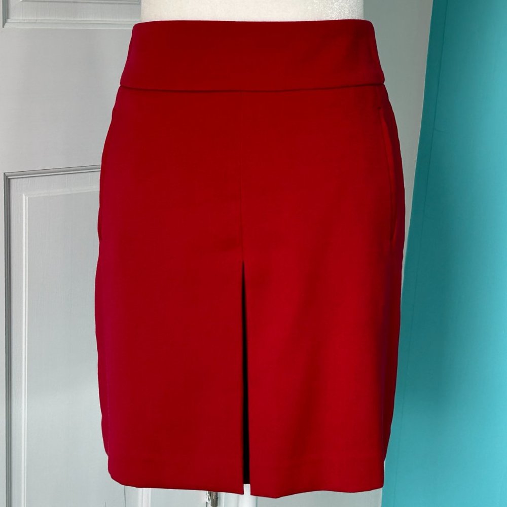 Ann Taylor Red Front Kick Pleat Skirt with POCKETS (size 4) - Picture 2 of 9